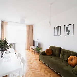 https://centrum-pilsudskiego-wroclaw.hotelswroclaw.com